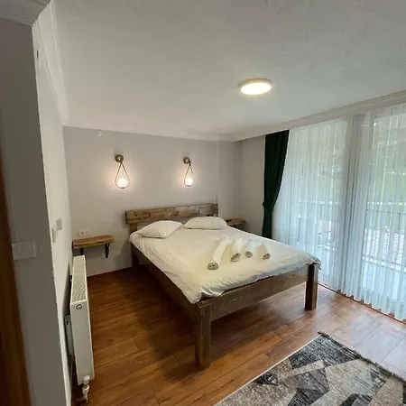 Lovely Surrounded By Nature In Karamursel, Kocaeli